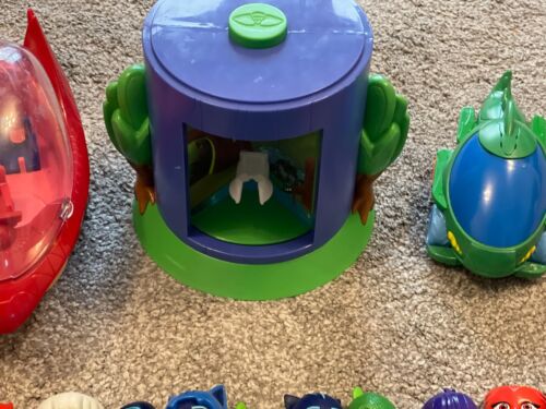 PJ Masks 64 Stück Restposten Fahrzeuge Motorräder Gebäude Figuren usw - Bild 7 von 10