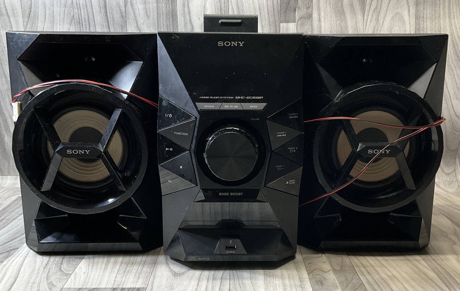 Sony MHCEC619iP MicroHifi Home Audio System iPhone Dock FM Radio CD