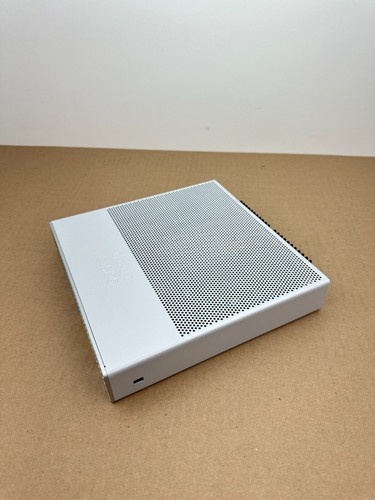 Cisco AIR-CT3504-K9 Wireless LAN Controller W/ Power Adapter - Picture 5 of 12