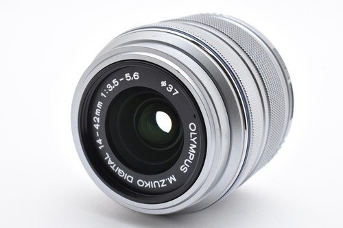 Objectif OLYMPUS M.Zuiko Digital 14-42 mm f/3,5-5,6 II R MSC [Presque comme neuf] #2557371A - Photo 2/12
