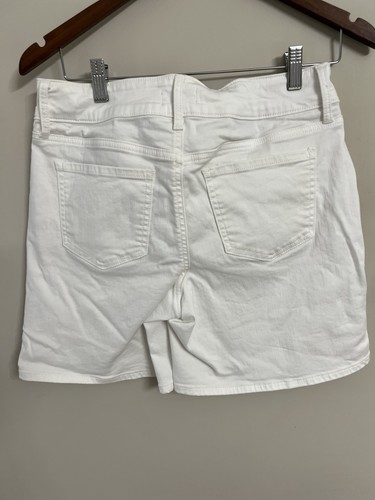 NYDJ Shorts Damen 8 Bermuda Optik weiß Denim Jeans Stretch roher Saum - Bild 5 von 12