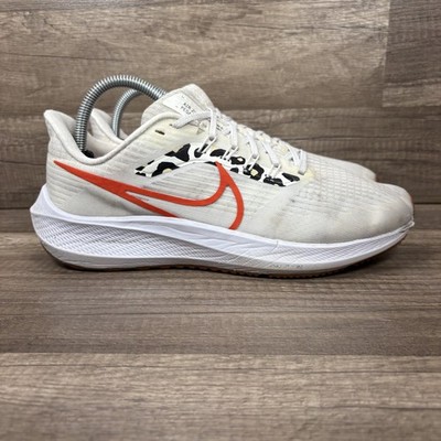Nike Air Zoom Pegasus 39 Gray Red Womens US Size 9 DZ5214-100 Running Shoes