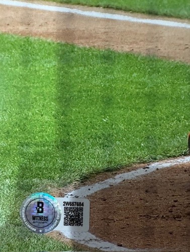 MIGUEL TEJADA BALTIMORE ORIOLES SIGNED AUTO 8X10 PHOTO BECKETT BAS AUTOGRAPHED F - Picture 3 of 3