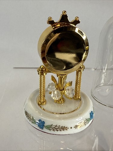 Bulova Porcellus B0547 Miniature Brass Clock Glass Dome, Not Tested, No Battery - Picture 4 of 6
