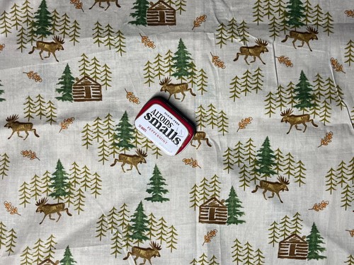 LOG CABIN MOOSE PINE FOREST PRINT 44" X 27" QUILT POLYCOTTON FABRIC - Picture 2 of 3