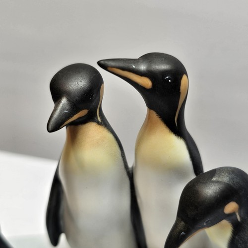 HEREND Penguins on Ice Natural Penguin Bird Figurine in Excellent Condition - Picture 11 of 18