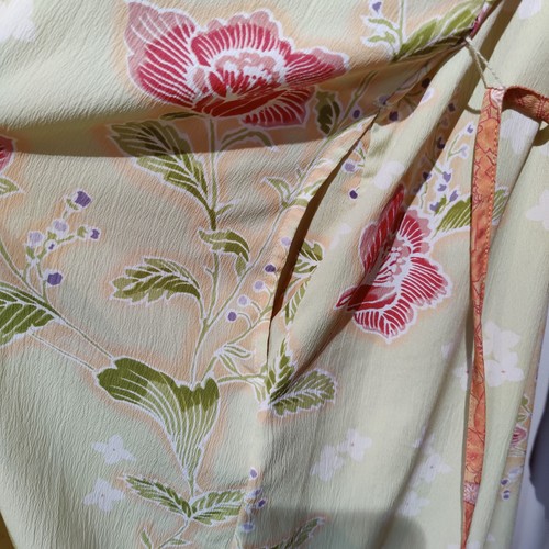 Cabernet Damen Übergröße 1X Blumen Kimono Morgenmantel orange grün Schmetterling Kunst zu tragen - Bild 9 von 11