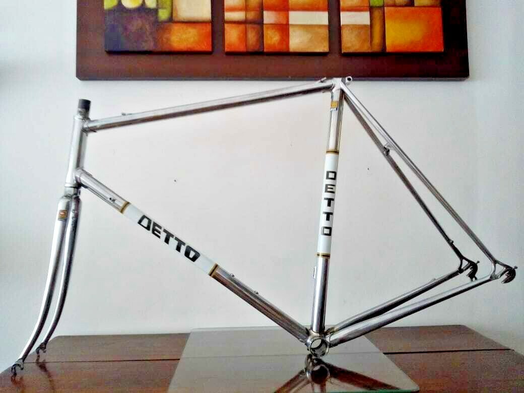 Foto 16 di 21