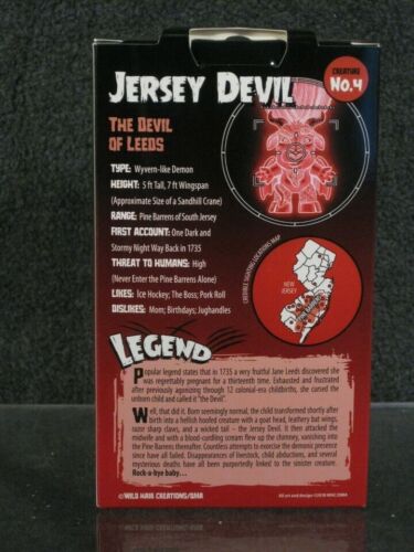 Figura de juguete del diablo con camiseta de Wild Hair Creatures of Legends & Lore - Imagen 2 de 2
