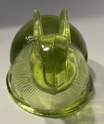 Green Glass Bunny Rabbit Lid For Basket Candy/Trinket Dish Replacement Lid Only - Picture 2 of 11