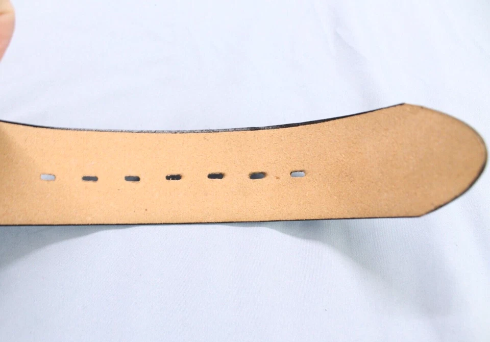 Cinturón De Colección Justin Marrón CUERO DE VACA ADHERIDO Aspecto Ondulado OCCIDENTAL Talla 32 Foto 4 de 4