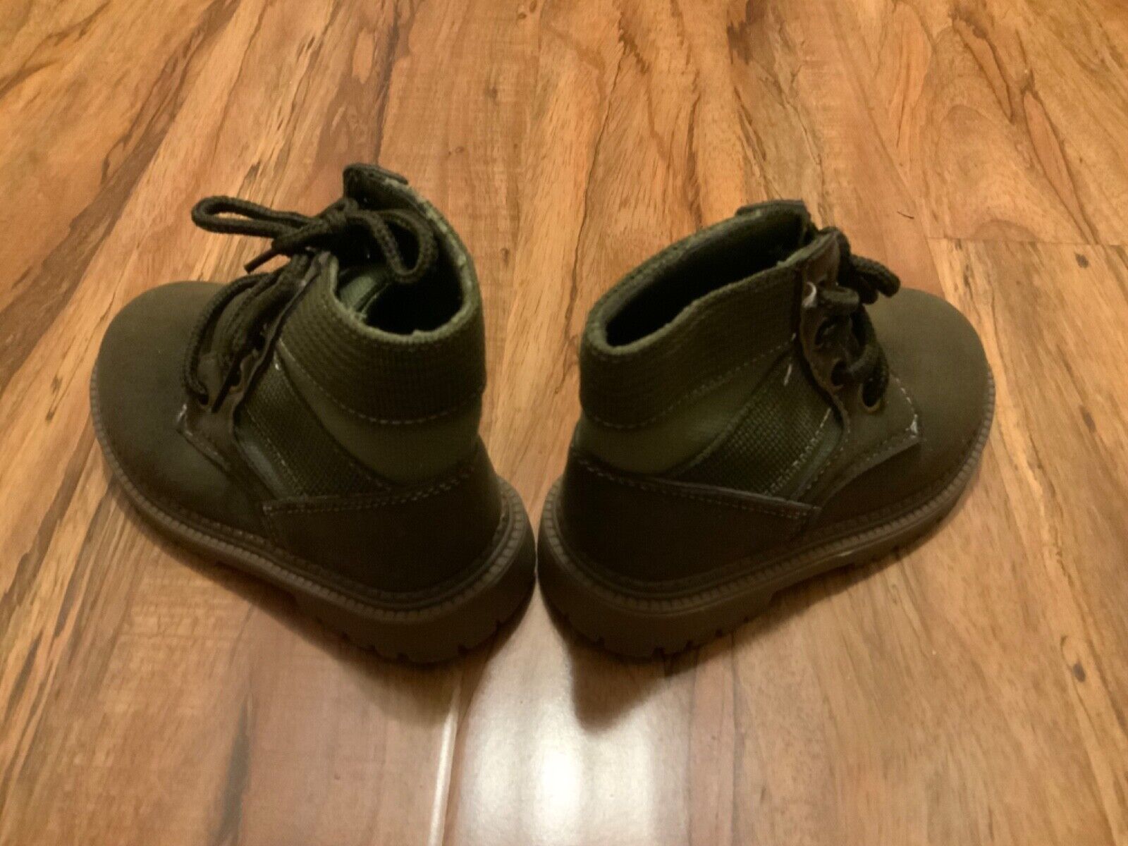 Picture 4 of 18