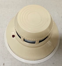 System Sensor 2424 Smoke Detector