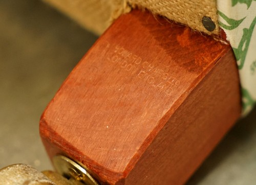 COMFORTABLE HOWARD & SON'S CHAIRS LTD TICKING FABRIC SOFA FEATHER FILL CUSHIONS - Picture 21 of 21