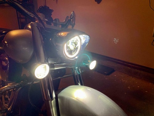 Faro LED de proyección negro Eagle Lights Honda VTX 1800 1300 con anillo halo - Imagen 5 de 12