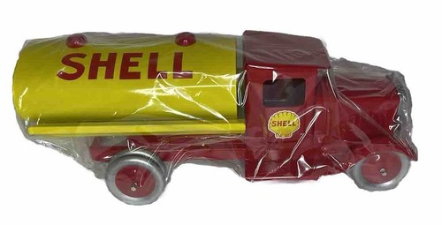 SpecCast - Vintage Steel "Shell Oil Tanker Truck" Stamped Steel (1/18th) Scale - Picture 7 of 12