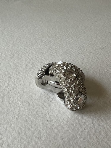 Joan Rivers Kristallpflaster Strass halber Reifen versilberte Clip Ohrringe - Bild 6 von 11