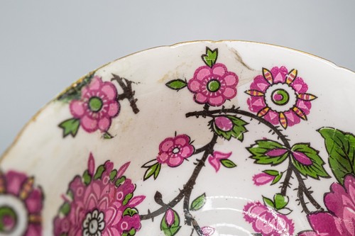 READ DAMAGE Shelley Late Foley Jacobean Cup & Saucer Set of 3 Pink FREE USA SHIP - Picture 9 of 21