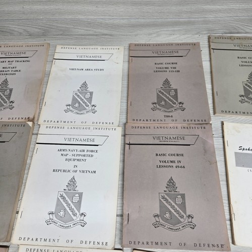 *Set of 16* VIETNAMESE Department of Defense Language Institute Course Books - Picture 3 of 7
