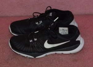 nike running flywire