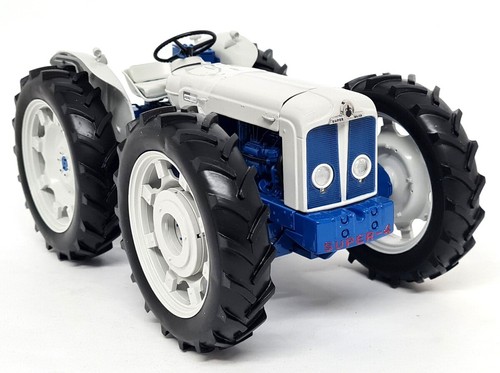 UH 1/16 Fordson County Super 4 1963 Blue Grey Diecast Scale model Tractor 2640