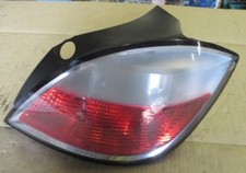 VAUXHALL ASTRA H MK5 HATCHBACK ~ RIGHT / UK DRIVERS REAR LIGHT TAIL LAMP LENS