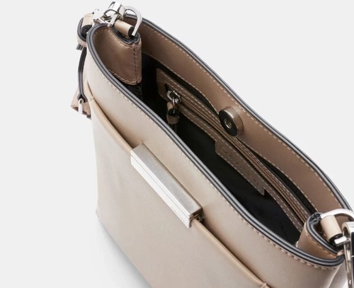 NEW Calvin Klein Women's Soma Mini Crossbody Bag - Silver Mink (FREE SHIP) - Picture 4 of 4