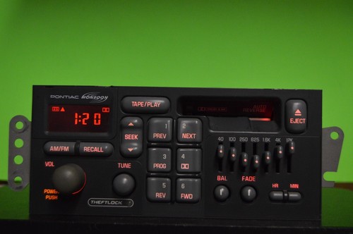98-02 Pontiac Trans Am MONSOON factory 7 eq cassette player radio GM 09353752 - Foto 2 di 9