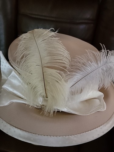 DRAMA Paris New York Milano Ivory Hat One Size NWT - Picture 12 of 15
