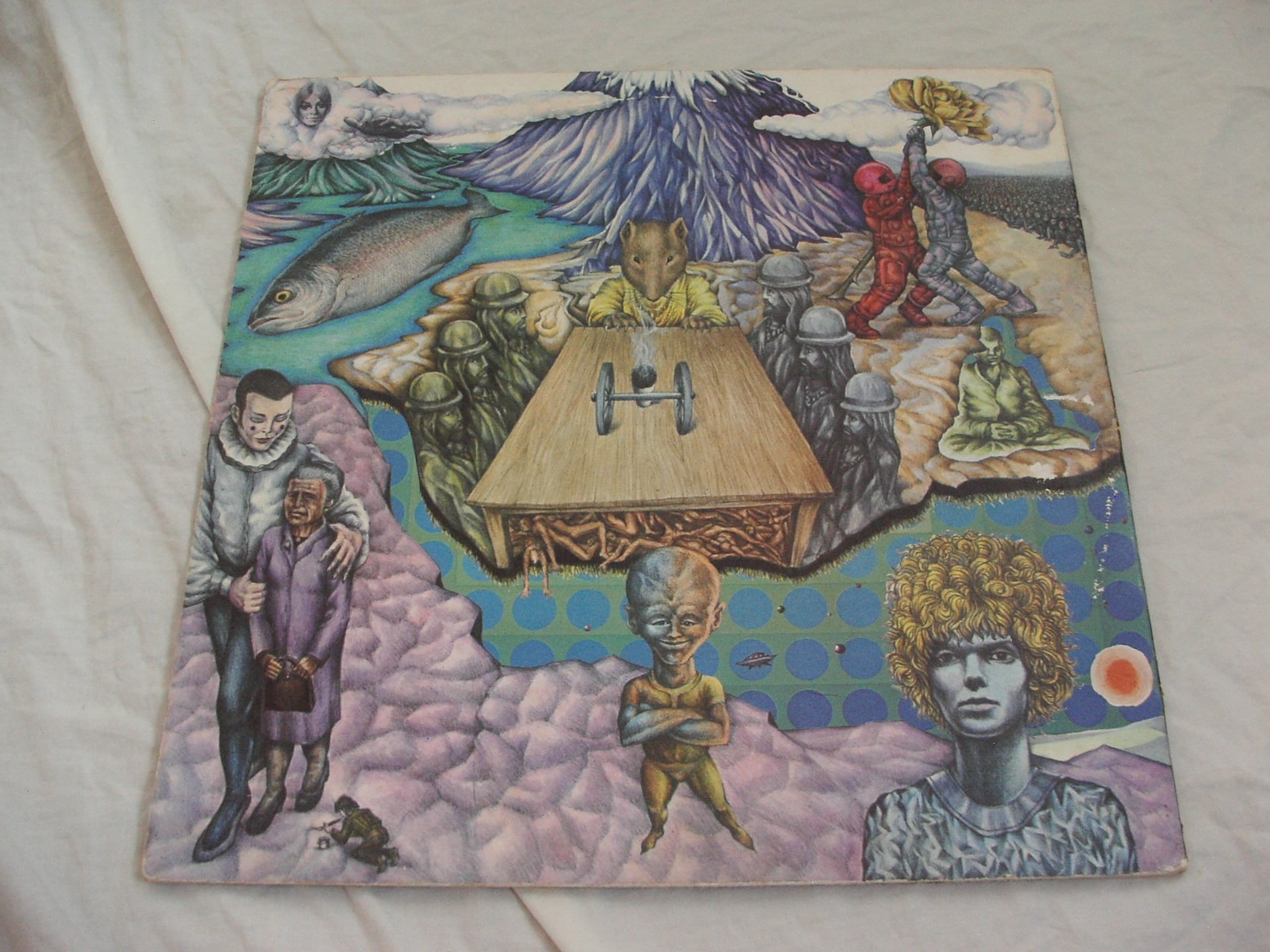 Picture 5 of 24