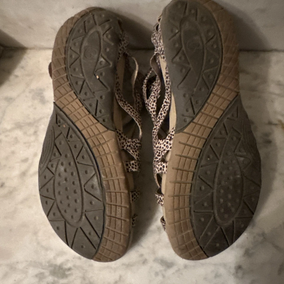 Baretraps Sunya Women Black & Pink Strappy Stretch Sandals Size 7 M Back Zipper Foto 4 de 4