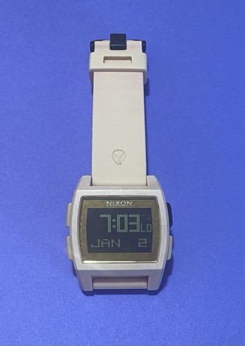 Nixon Tide Base Leila Hurst Silikonband Digitaluhr Pink/Gold funktioniert - Bild 5 von 13