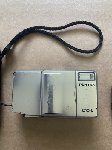 Pentax UC-1 analoge Kompaktkamera UNGETESTET wegen fehlender Batterieklappe - Bild 2 von 12