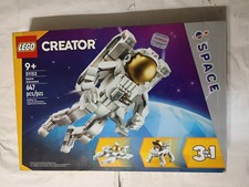 LEGO CREATOR Space Astronaut Lego Outer Space Building Set Lego Astronaut 31152