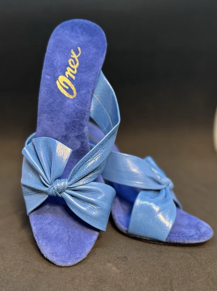 Tacones de aguja sin cordones de cuero azul Onex de colección para mujer talla 8 Foto 2 de 4