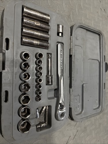 CRAFTSMAN Tools - 22 Piece Metric tool Set w/ Ratchet, Sockets & Extensions USA