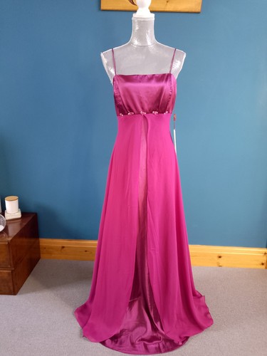 STUNNING BNWT MILANO EVENING DRESS 20 XXL DEEP PINK ROSEBUD LONG PROM WEDDING - Picture 1 of 13