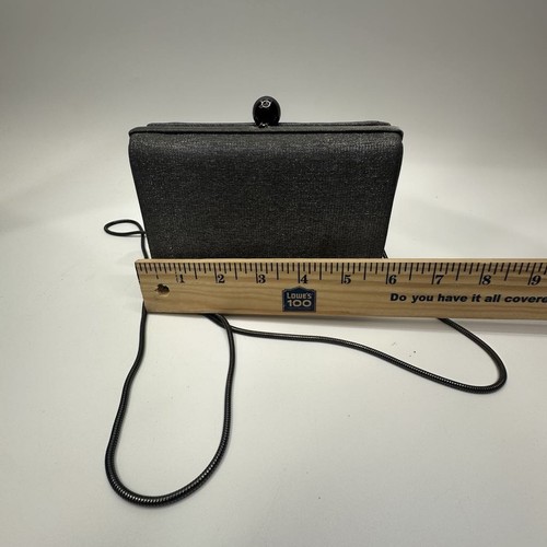 Charcoal Clasp Top Clutch Purse With Strap - Imagen 8 de 10