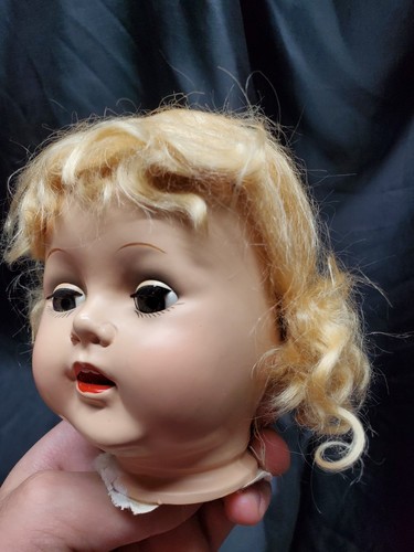 S3 Vintage 1950s Hard Plastic Blinking green Eyes Baby Doll Head Open Mouth - Picture 2 of 12