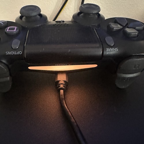 Sony PlayStation 4 Slim 500GB Home Console - Black - Bild 14 von 16
