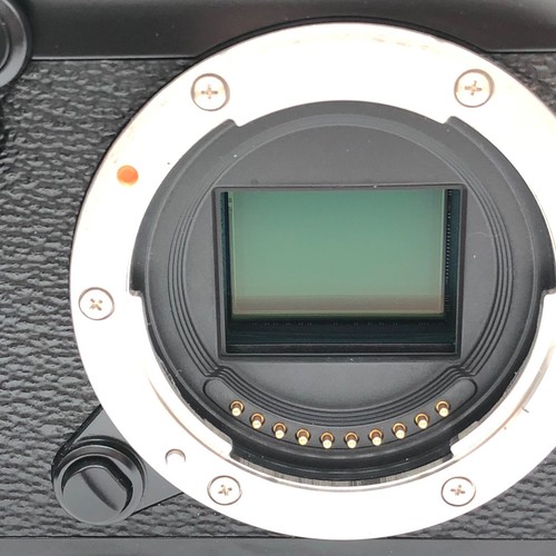 Fujifilm X Series X-Pro1 16.3MP Digital Camera - Black (Body Only) - Picture 13 of 16
