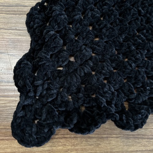 39x39 Handmade Black Velvet Crochet Lap Blanket/Baby Blanket Scalloped Edges - Picture 3 of 10