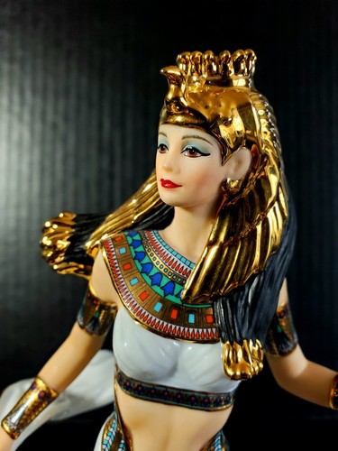 CLEOPATRA by Martin Evans Porcelain W Gold Accents Figurine Danbury Mint (TM) - Picture 1 of 19