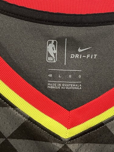 Camiseta negra Kevin Huerter #3 de los Atlanta Hawks cantada nueva con etiqueta grande para hombre nueva con etiquetas - Imagen 9 de 17