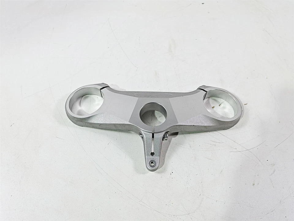 Braçadeira de direção 2012 Mv Agusta F4 RR árvore tripla superior - Leia 8A00B3480 - Imagem 3 de 4