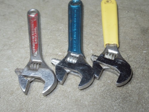 3 vintage small 4'' adjustable wrenches Diamalloy, Irega, & Unknown good tools - Picture 14 of 15