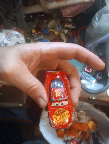 Disney Pixar Cars Lightning McQueen #95 Rust-Eze 1/64 - Bild 6 von 7
