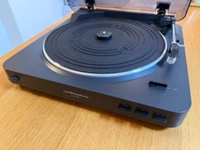 Audio-Technica AT-PL300 Stereo Turntable Record Player Black Operation confirmed
