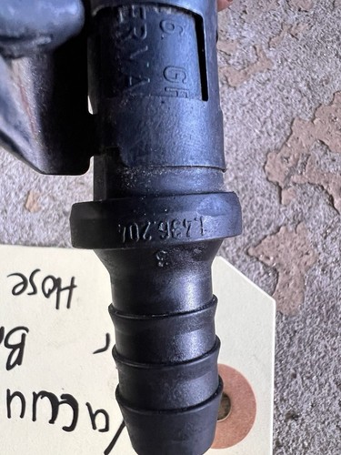 BMw E46 Vacuum Line Air Breather Pipe Hose Junction 323 325 328 330 2000-2003 - Picture 3 of 3
