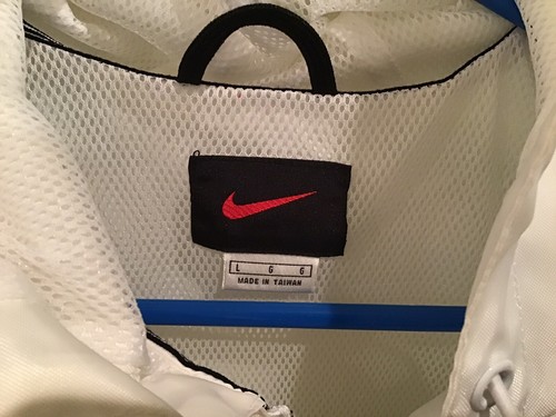 Men’s Nike Multi-Color L 1/4 Zip Athletic Wear Running Hooded Jacket Fitness LS - Picture 2 of 3